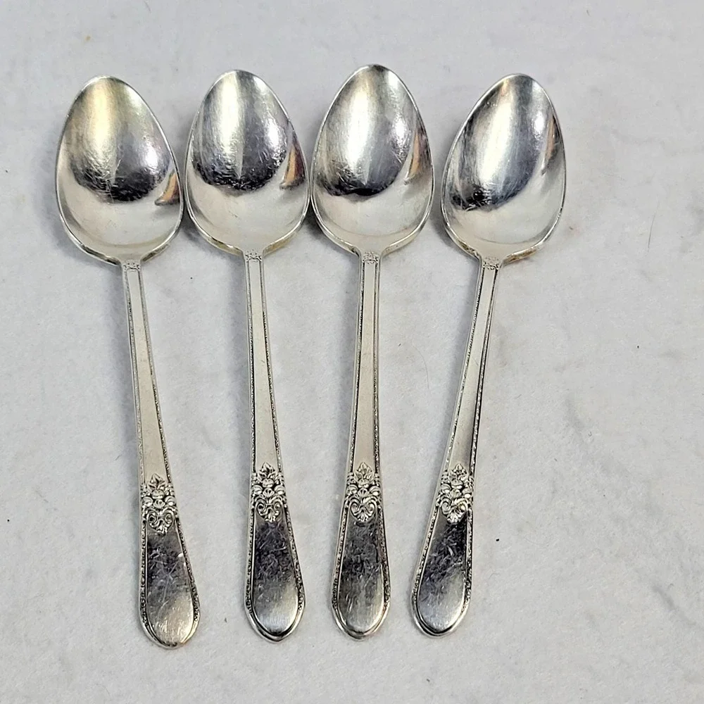 1847 Rogers & Bros Adoration Int'l Silverplate Tea Spoons Lot of 4